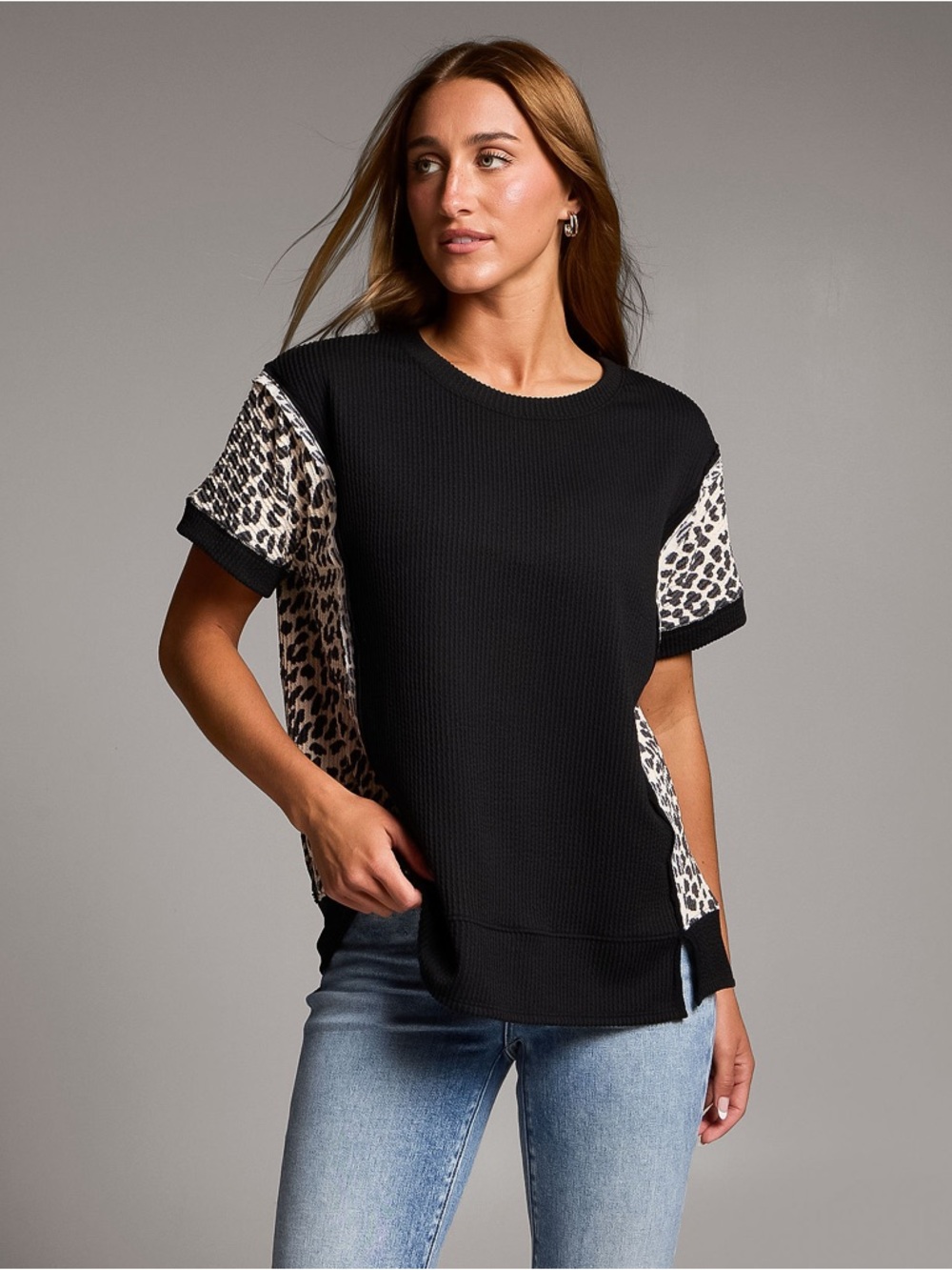 BKE Black Short Sleeve Tee with Cream Leopard Panels